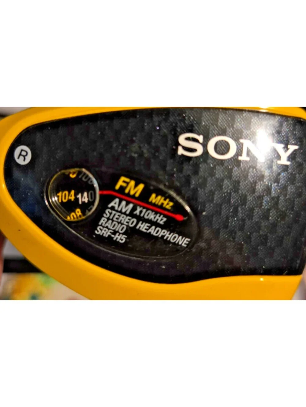 Vintage Sony Sports Walkman SRF-H5 AM/FM Radio Headphones Mega Bass Working